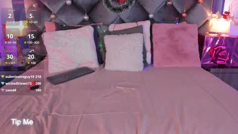 Snapshot of noah_beck42 chatting on December 2024 10:05:02 AM Sara online show from December 2024 10:05:02 AM