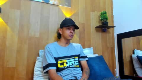 Snapshot of noah_blake0 chatting on September 2025 02:35:02 AM Noah Blake online show from September 2025 02:35:02 AM