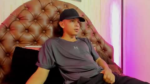 Snapshot of noah_blake0 chatting on September 2025 02:59:01 AM Noah Blake online show from September 2025 02:59:01 AM