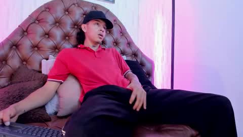 Snapshot of noah_blake0 chatting on October 2025 02:41:02 AM Noah Blake online show from October 2025 02:41:02 AM