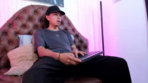 Snapshot of noah_blake0 chatting on October 2025 02:45:01 AM Noah Blake online show from October 2025 02:45:01 AM