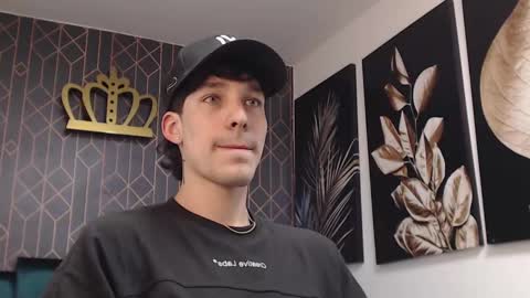 Snapshot of noah_brigth chatting on March 2025 03:08:01 AM Noah Brigth online show from March 2025 03:08:01 AM