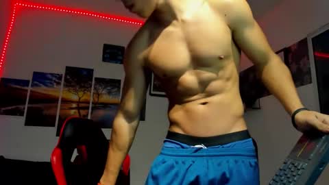 noah_flynn1 online show from December 2025 07:46:02 AM