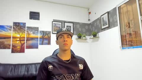 Snapshot of noah_flynn1 chatting on May 2026 11:39:02 AM noah_flynn1 online show from May 2026 11:39:02 AM