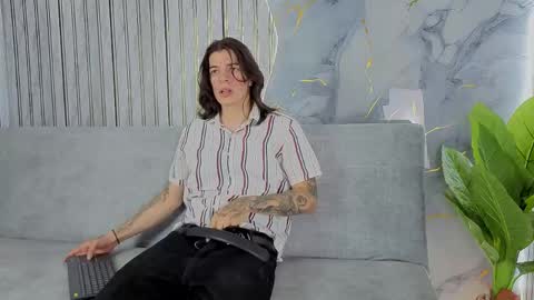 noah_ggh online show from April 2026 01:37:02 PM