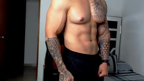 Noah Harris01 online show from February 2025 12:52:02 AM