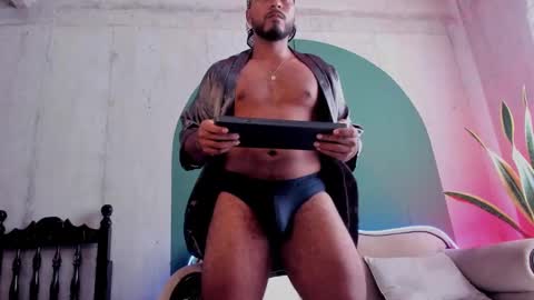 Noah online show from February 2025 06:06:01 PM