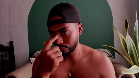 Noah online show from February 2025 07:06:02 PM