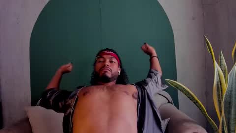 Noah online show from February 2025 07:37:02 PM