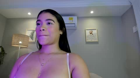 Noemy online show from June 2026 12:41:01 PM
