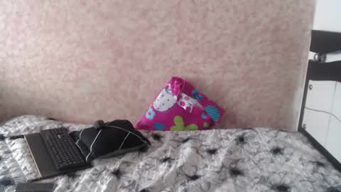 Snapshot of noah_roberts_ chatting on January 2025 01:43:01 PM Noah online show from January 2025 01:43:01 PM