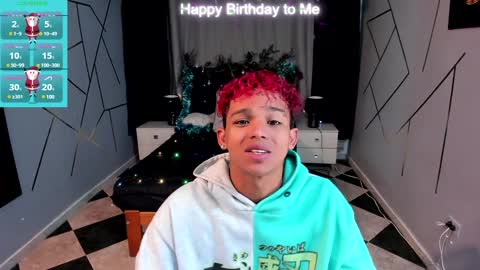 noah_smith04 online show from December 2024 11:34:02 AM