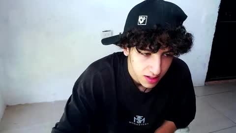 Snapshot of noah_sokolov_ chatting on February 2026 04:28:02 PM Kervs online show from February 2026 04:28:02 PM