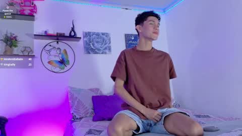 Snapshot of noah_tyler_ chatting on October 2025 10:51:02 PM noah tyler online show from October 2025 10:51:02 PM