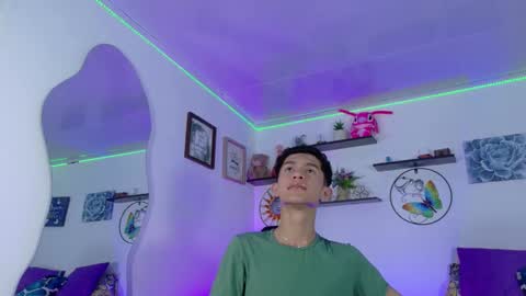 Snapshot of noah_tyler_ chatting on October 2025 06:30:01 PM noah tyler online show from October 2025 06:30:01 PM