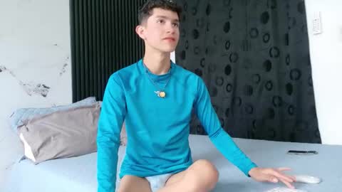 noah tyler  online show from January 2026 06:00:02 PM