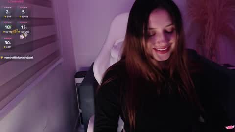 noah_white3 online show from January 2026 11:31:02 PM