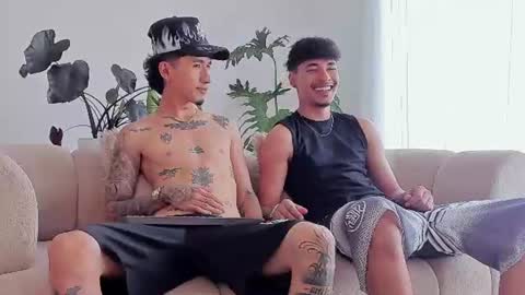 noahdaviss online show from June 2026 07:16:01 PM