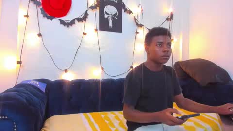 Snapshot of noahjhonson69 chatting on November 2025 07:02:02 PM noah online show from November 2025 07:02:02 PM