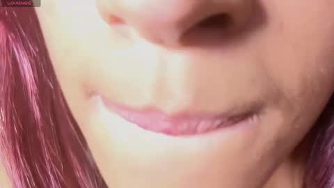 noahlux online show from April 2026 07:58:02 PM