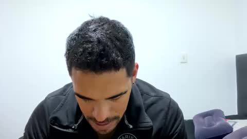 noahsexx98 online show from September 2025 11:12:02 AM