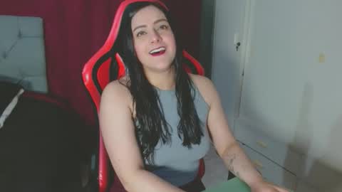 Snapshot of noamartin_ chatting on December 2025 10:58:01 PM Noamartin online show from December 2025 10:58:01 PM