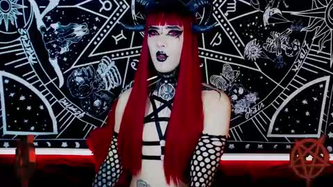 caroline online show from December 2024 03:51:02 AM