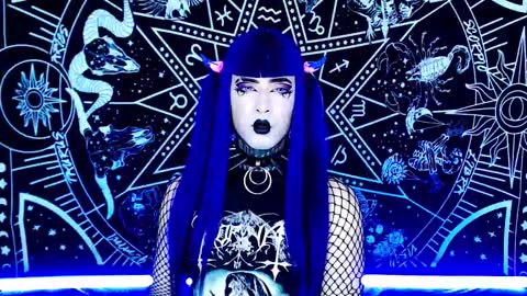 caroline online show from December 2025 01:48:02 AM