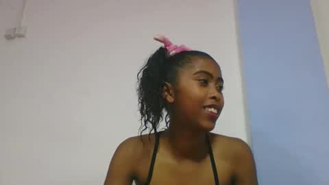 Snapshot of noelina chatting on February 2026 05:28:02 AM noelina online show from February 2026 05:28:02 AM