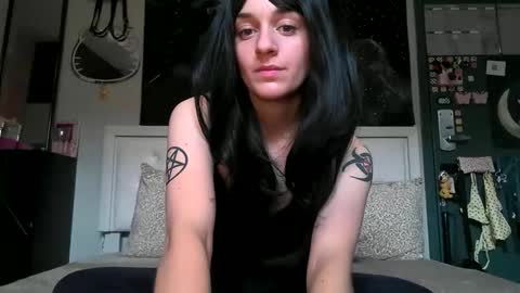 Noelle online show from April 2026 07:09:01 PM