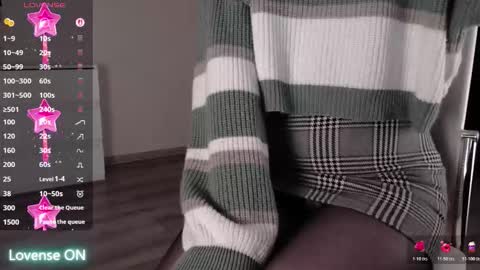 noelleneptune online show from November 2025 03:01:02 PM