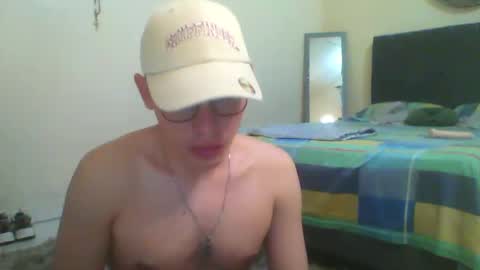 Snapshot of noha_free chatting on March 2025 02:39:01 AM Noha online show from March 2025 02:39:01 AM