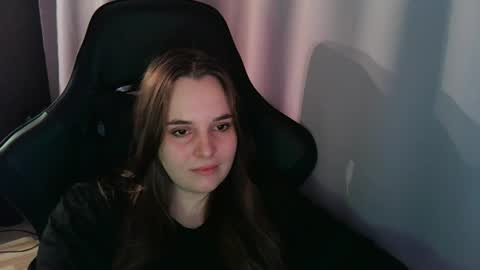 noir_ember_ online show from September 2025 11:02:02 AM