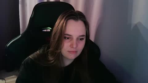 noir_ember_ online show from September 2025 11:04:02 AM