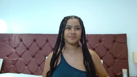 Noira Vale online show from May 2026 10:26:01 PM