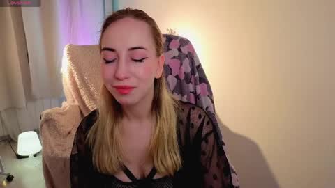 Snapshot of noirnymphh chatting on April 2026 10:47:01 PM Isabelle online show from April 2026 10:47:01 PM