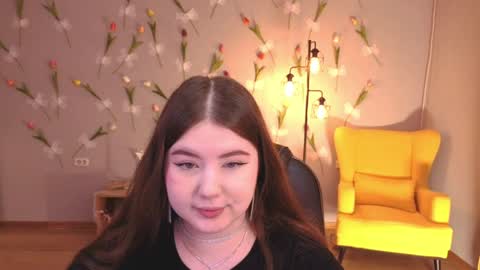 noirwhisper online show from April 2026 06:21:01 PM