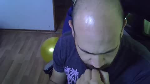 Snapshot of noizemanx chatting on January 2026 10:20:02 AM noizemanx online show from January 2026 10:20:02 AM