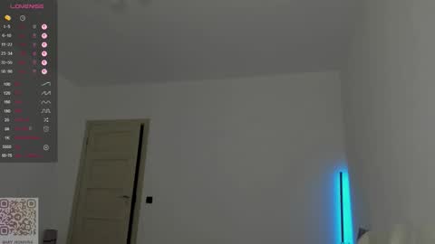 Snapshot of nomyrai chatting on November 2025 09:14:02 PM Rina Rabbit online show from November 2025 09:14:02 PM