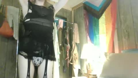 nonamebabez online show from December 2024 10:03:02 AM