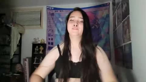 Snapshot of nonbinarybeauty20 chatting on December 2024 06:08:02 AM nonbinarybeauty20 online show from December 2024 06:08:02 AM