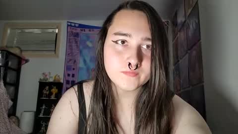 Snapshot of nonbinarybeauty20 chatting on February 2025 06:33:01 PM nonbinarybeauty20 online show from February 2025 06:33:01 PM