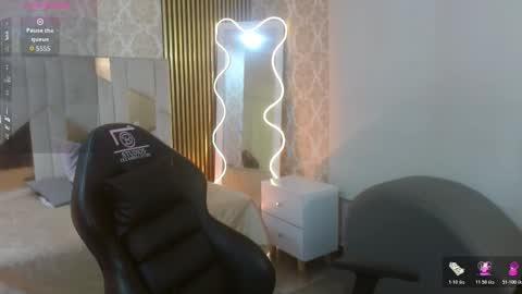 nooah_tay online show from January 2026 03:53:02 AM