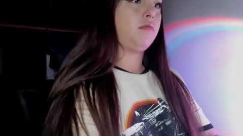 Ara online show from December 2025 02:03:01 PM