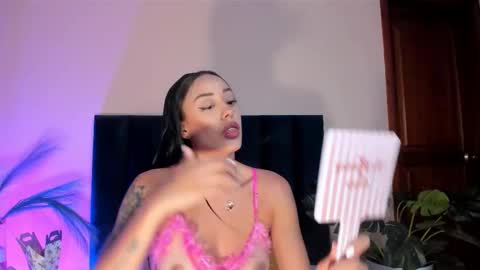 Nora Da Silva online show from February 2026 11:03:02 PM