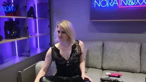 NoraNoxx online show from May 2026 03:31:02 PM