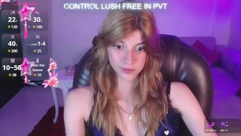 Snapshot of nora_vennucci chatting on February 2025 10:45:01 PM Nora online show from February 2025 10:45:01 PM