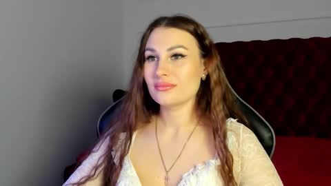 NoraFoxes online show from February 2026 05:22:01 AM