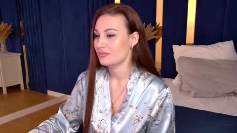 NoraFoxes online show from February 2026 06:40:01 AM