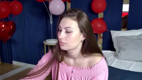 NoraFoxes online show from February 2026 06:09:01 AM